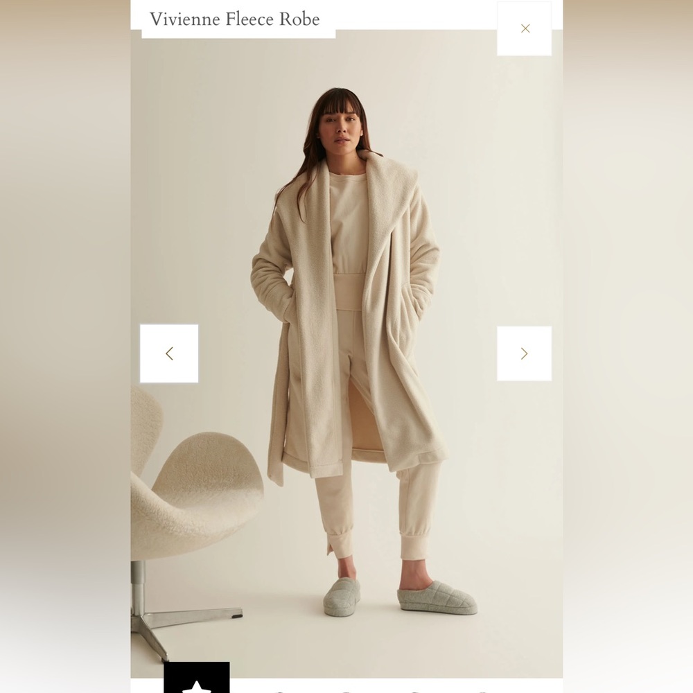 Skin Vivienne Fleece Robe - Picture 9 of 10